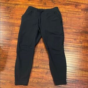 Men’s Lululemon City Sweat Joggers in classic navy